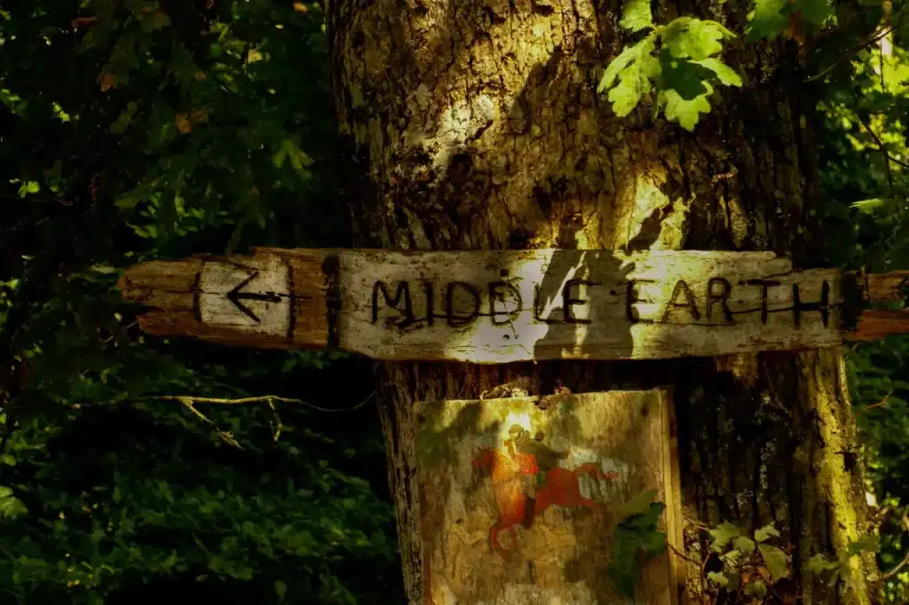 Middle Earth Sign Brockenhurst New Forest